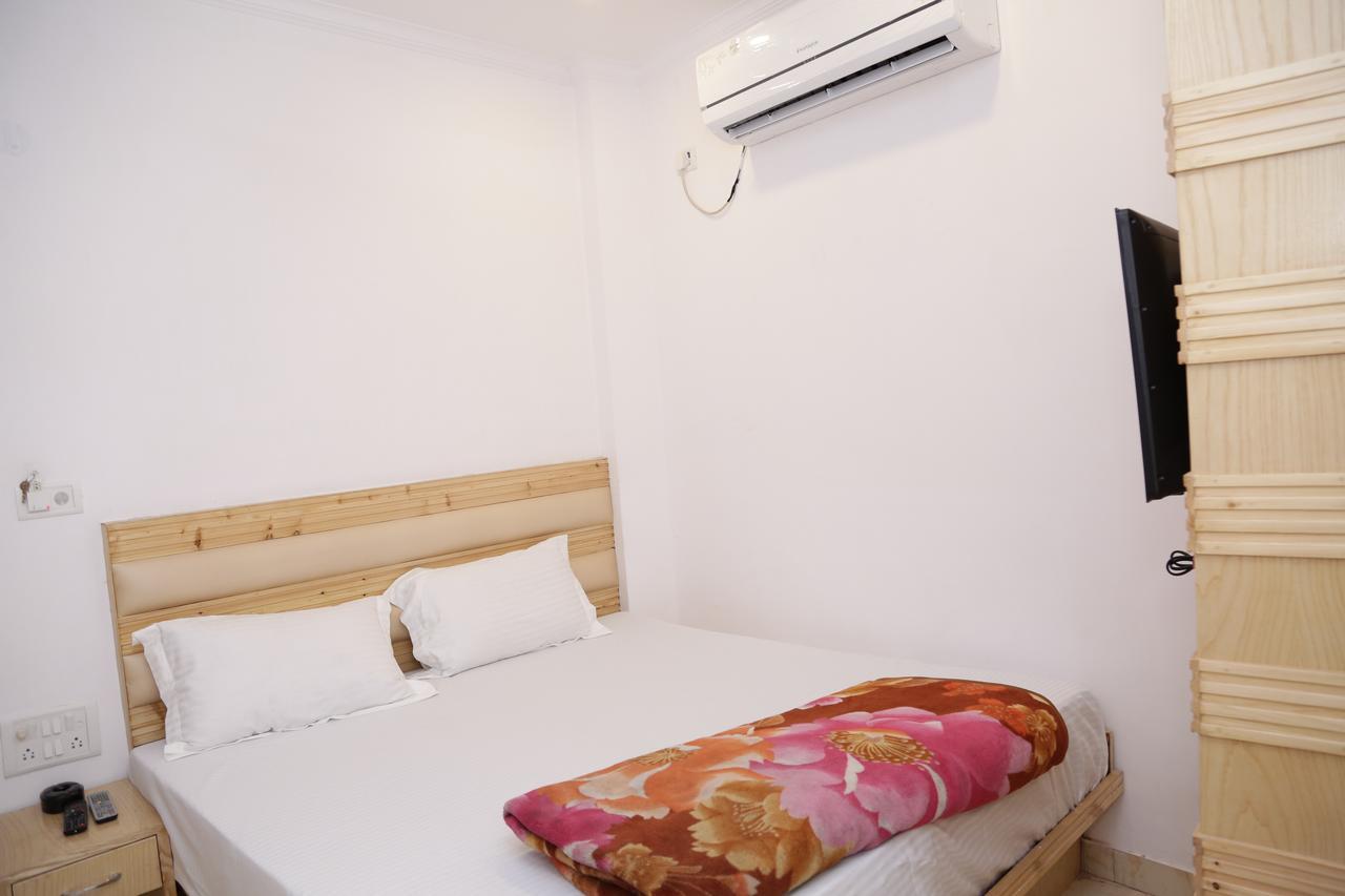 Hostel Backpackers Heaven New King - New Delhi Train Station Exterior foto
